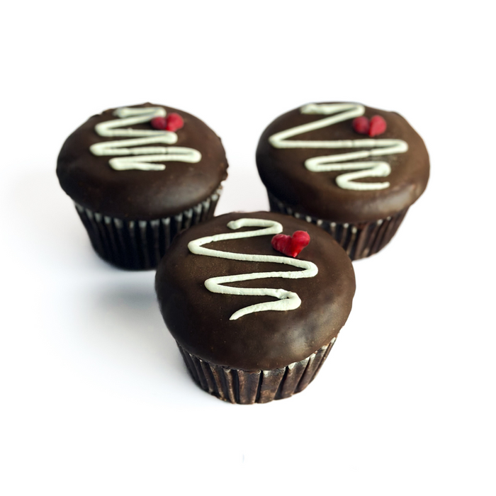 Valentine's Day Chocolate Cream-filled Cupcake Clamshell - 6 pack **GTA ONLY**